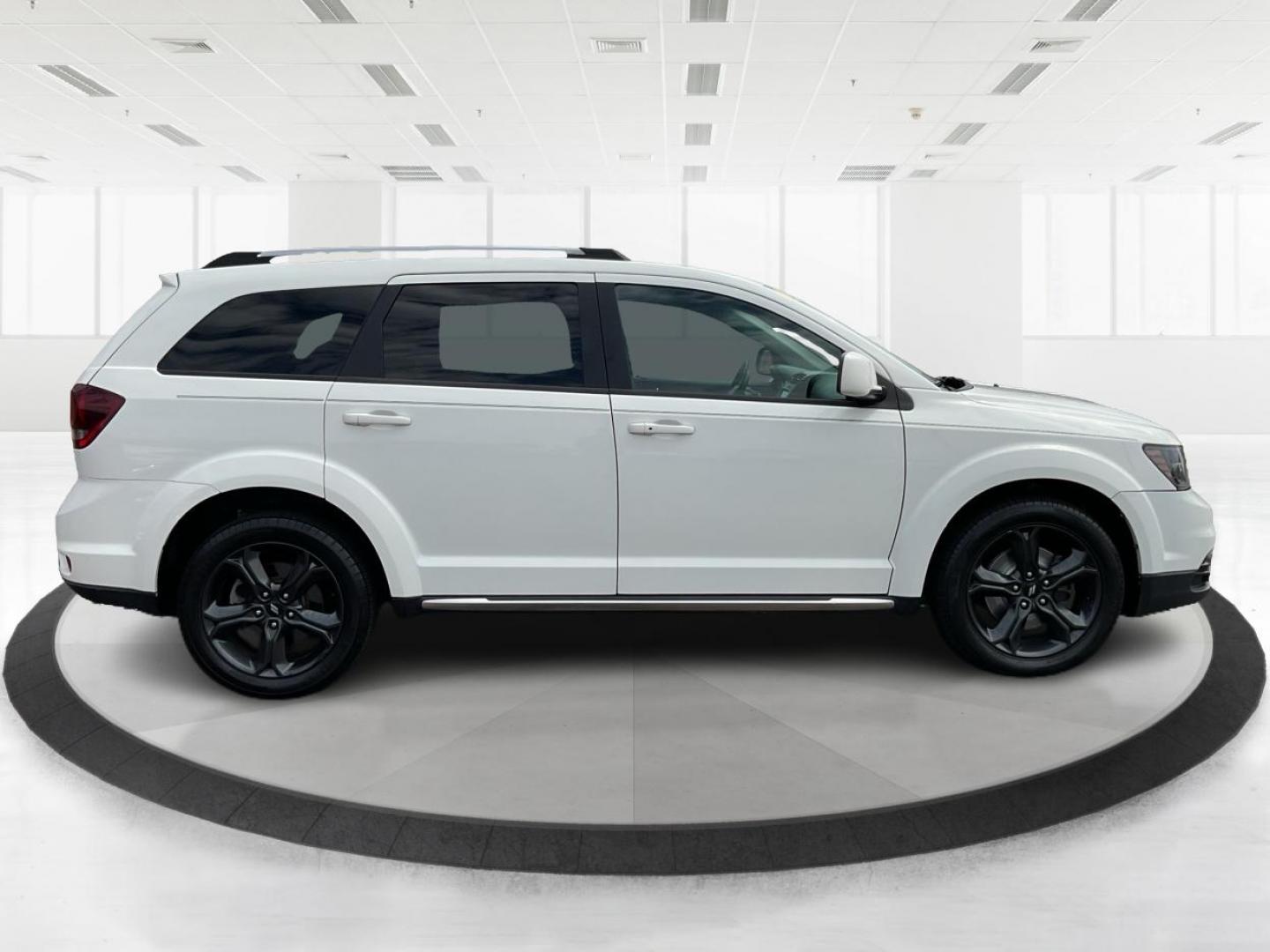 2018 Dodge Journey Crossroad (3C4PDCGG5JT) with an Pentastar 3.6L V-6 DOHC engine, located at 1099 N County Rd 25A , Troy, OH, 45373, (937) 908-9800, 40.057041, -84.215462 - Photo#1