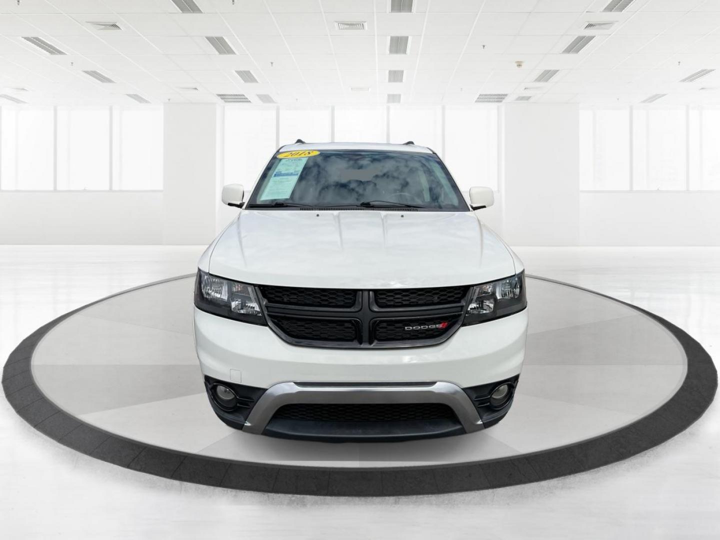 2018 Dodge Journey Crossroad (3C4PDCGG5JT) with an Pentastar 3.6L V-6 DOHC engine, located at 1099 N County Rd 25A , Troy, OH, 45373, (937) 908-9800, 40.057041, -84.215462 - Photo#4
