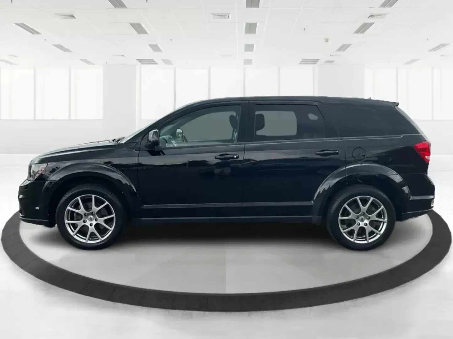 2018 Dodge Journey GT AWD (3C4PDDEG6JT) with an Pentastar 3.6L V-6 DOHC engine, located at 8750 N County Rd 25A, Piqua, OH, 45356, (937) 908-9800, 40.164391, -84.232513 - Photo#5