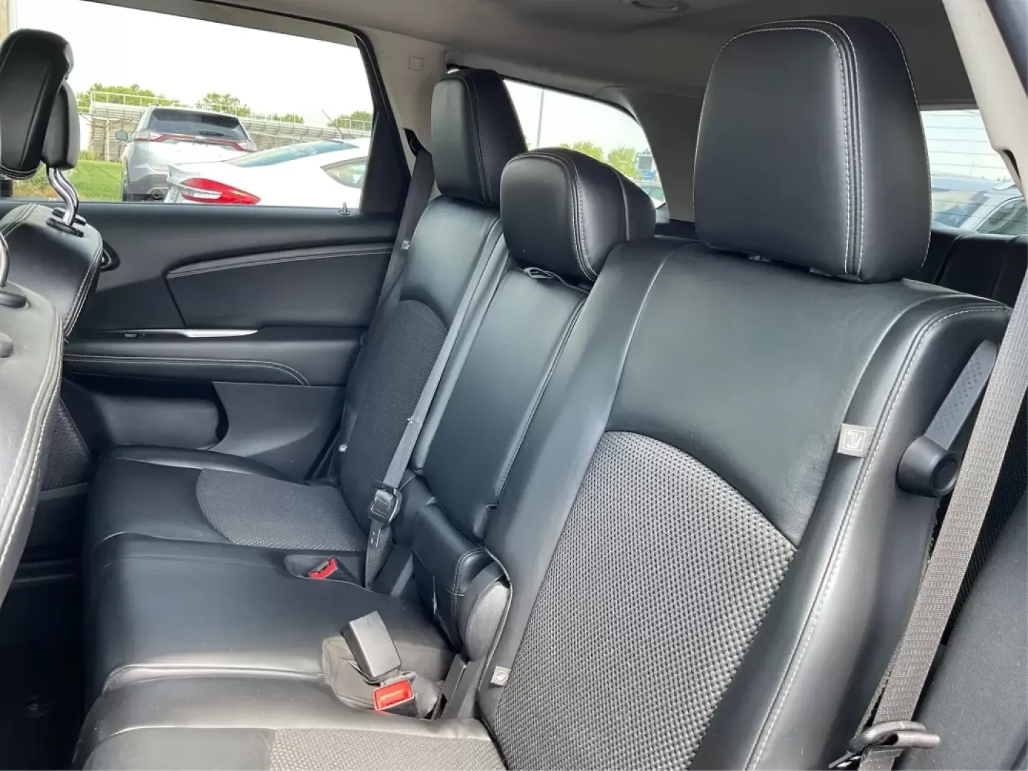 2018 Dodge Journey Crossroad AWD (3C4PDDGG7JT) with an Pentastar 3.6L V-6 DOHC engine, located at 1230 East Main St, Xenia, OH, 45385, (937) 908-9800, 39.688042, -83.910538 - **Discover Adventure in the 2018 Dodge Journey Crossroad AWD at Advantage Car and Credit!**<br /> <br /> Are you ready to elevate your lifestyle with a versatile SUV that can handle your family's adventures and daily commutes? Look no further than the stunning 2018 Dodge Journey Crossroad AWD, avail - Photo#10