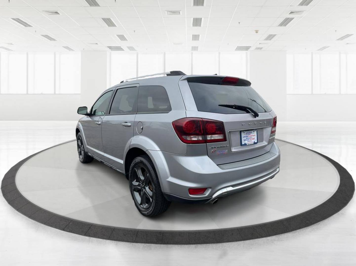 2018 Dodge Journey Crossroad (3C4PDDGG4JT) with an Other engine, located at 4508 South Dixie Dr, Moraine, OH, 45439, (937) 908-9800, 39.807072, -84.031563 - Photo#4