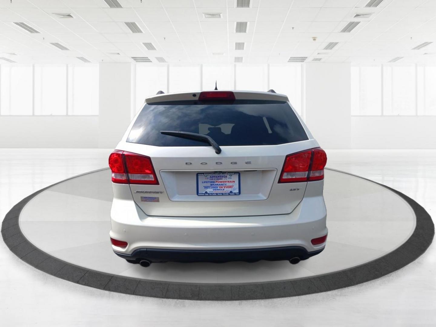 2018 Dodge Journey GT (3C4PDCEG1JT) with an 3.6L V6 DOHC 24V engine, 6-Speed Automatic transmission, located at 1184 Kauffman Ave, Fairborn, OH, 45324, (937) 908-9800, 39.807072, -84.031563 - Photo#3