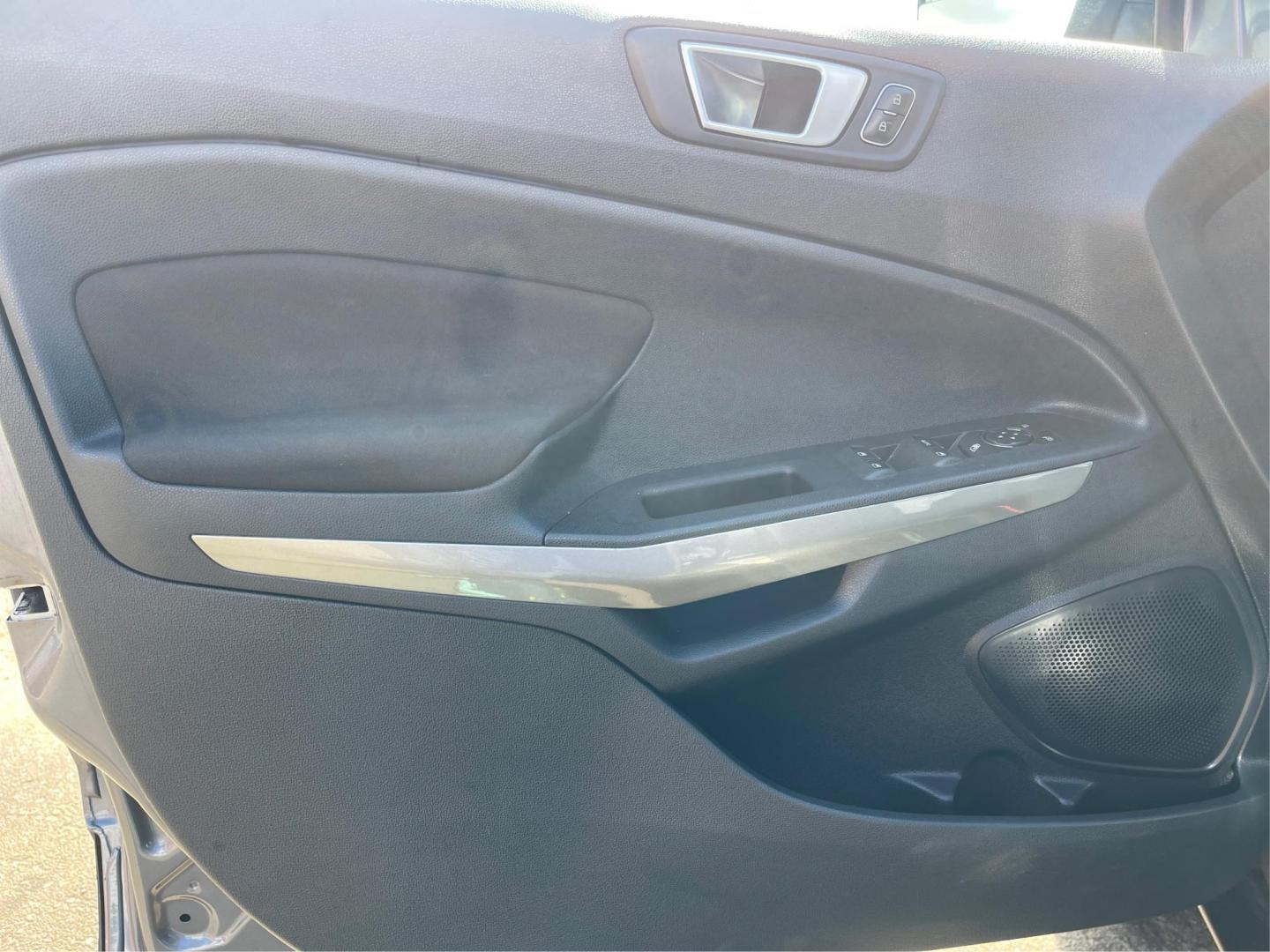 2018 Ford EcoSport SE (MAJ3P1TE9JC) with an Other engine, located at 1099 N County Rd 25A , Troy, OH, 45373, (937) 908-9800, 40.057041, -84.215462 - Photo#18