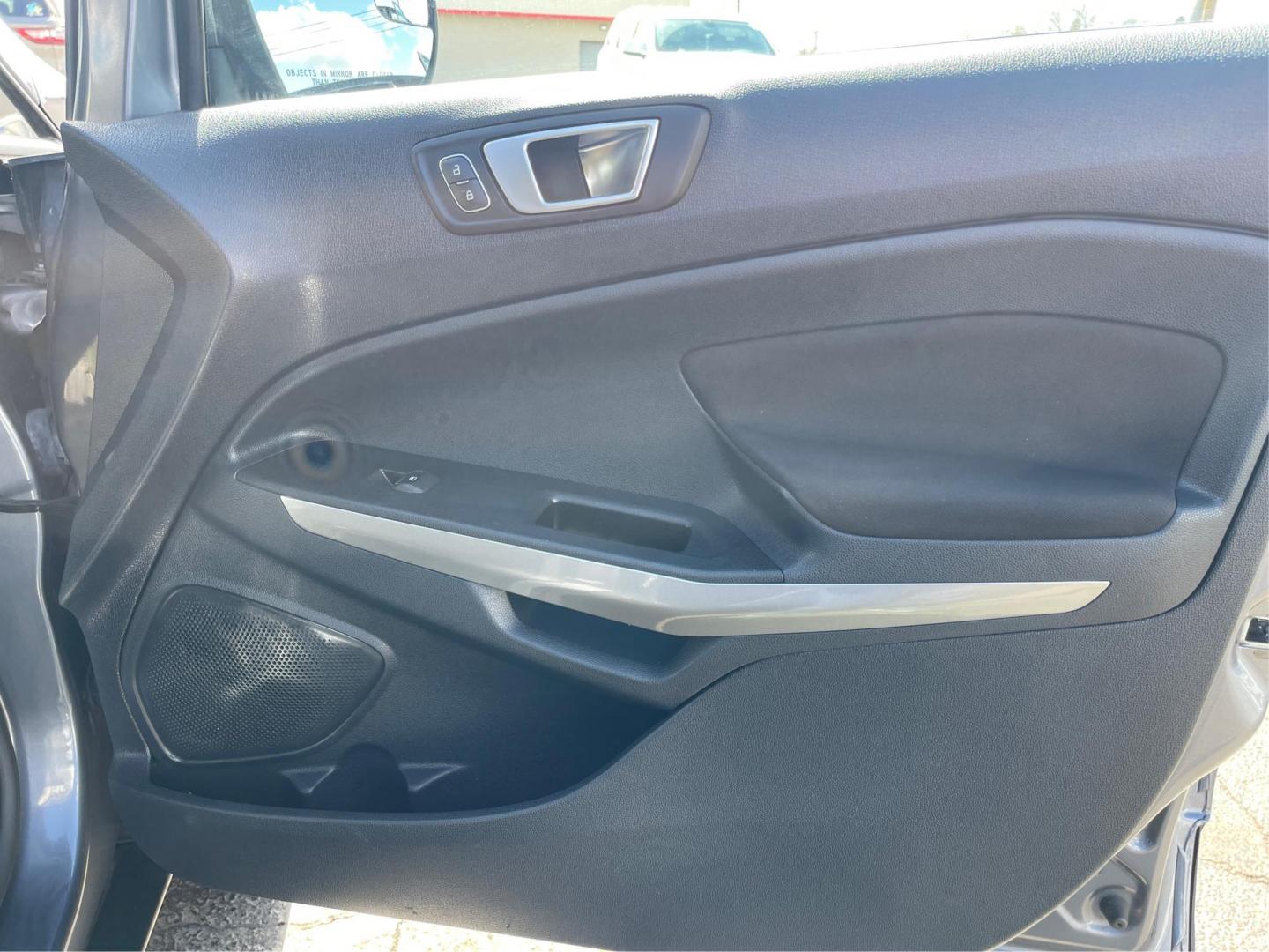 2018 Ford EcoSport SE (MAJ3P1TE9JC) with an Other engine, located at 1099 N County Rd 25A , Troy, OH, 45373, (937) 908-9800, 40.057041, -84.215462 - Photo#19