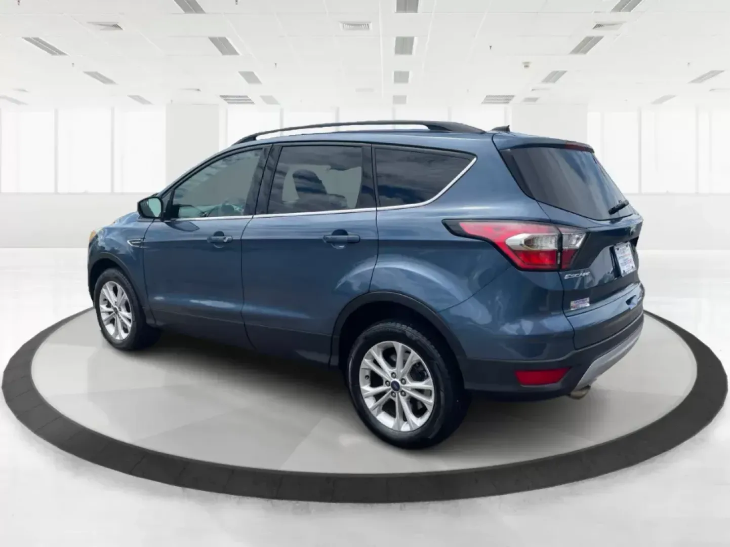 2018 Ford Escape SE (1FMCU9GD2JU) with an Other engine, located at 401 Woodman Dr, Riverside, OH, 45431, (937) 908-9800, 39.761024, -84.120956 - Photo#4