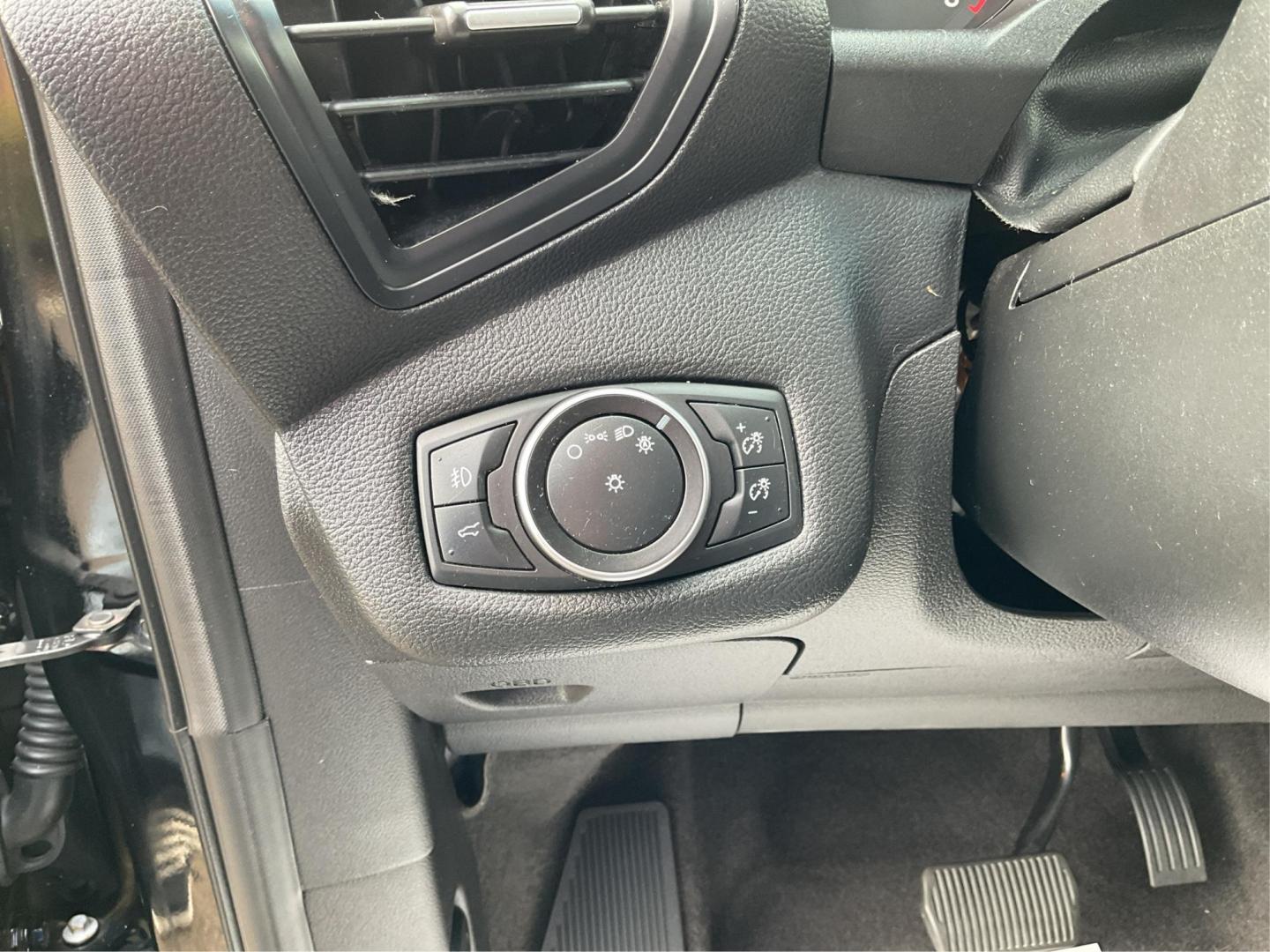 2018 Ford Escape SE (1FMCU9GD5JU) with an Other engine, located at 401 Woodman Dr, Riverside, OH, 45431, (937) 908-9800, 39.761024, -84.120956 - Photo#16