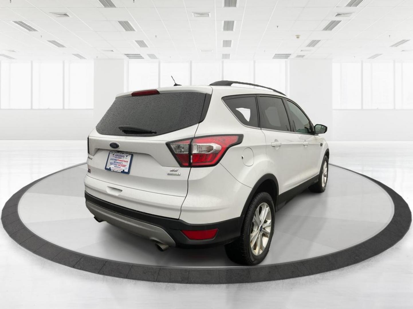 2018 Ford Escape SE (1FMCU0GD0JU) with an Other engine, located at 880 E. National Road, OH, 45377, (937) 908-9800, 39.891918, -84.183975 - Photo#2