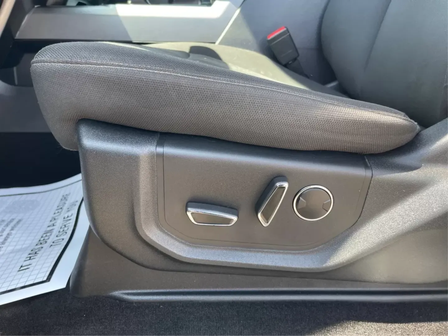 2017 Jeep Patriot Sport FWD (1C4NJPBA4HD) with an Other engine, located at 1099 N County Rd 25A , Troy, OH, 45373, (937) 908-9800, 40.057041, -84.215462 - Photo#18