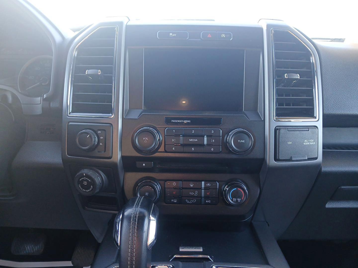 2018 Ford F-150 XL SuperCrew 5.5-ft. Bed 4WD (1FTFW1E53JF) with an 5.0L V8 OHV 16V engine, 6-Speed Automatic transmission, located at 1099 N County Rd 25A , Troy, OH, 45373, (937) 908-9800, 40.057041, -84.215462 - Photo#11