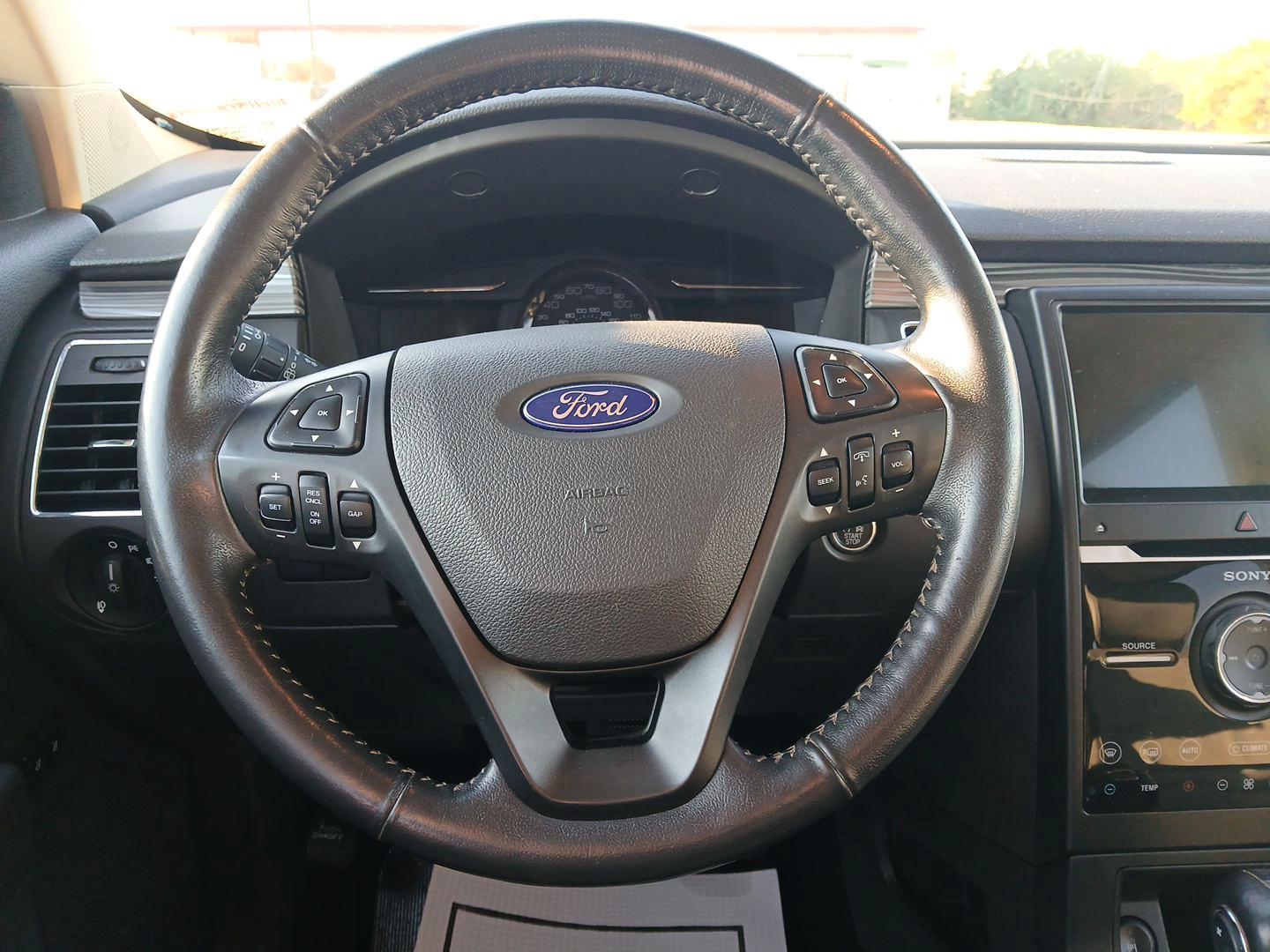 2018 Ford Flex Limited AWD (2FMHK6D8XJB) with an 3.5L V6 DOHC 24V engine, 6-Speed Automatic Overdrive transmission, located at 401 Woodman Dr, Riverside, OH, 45431, (937) 908-9800, 39.761024, -84.120956 - Photo#15