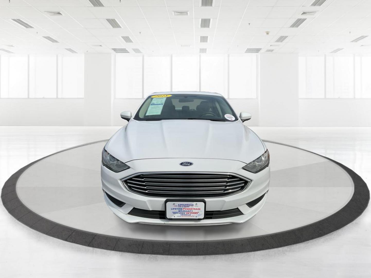 2018 Ford Fusion SE (3FA6P0H79JR) with an Duratec 2.5L I-4 DOHC engine, located at 880 E. National Road, OH, 45377, (937) 908-9800, 39.891918, -84.183975 - Photo#6