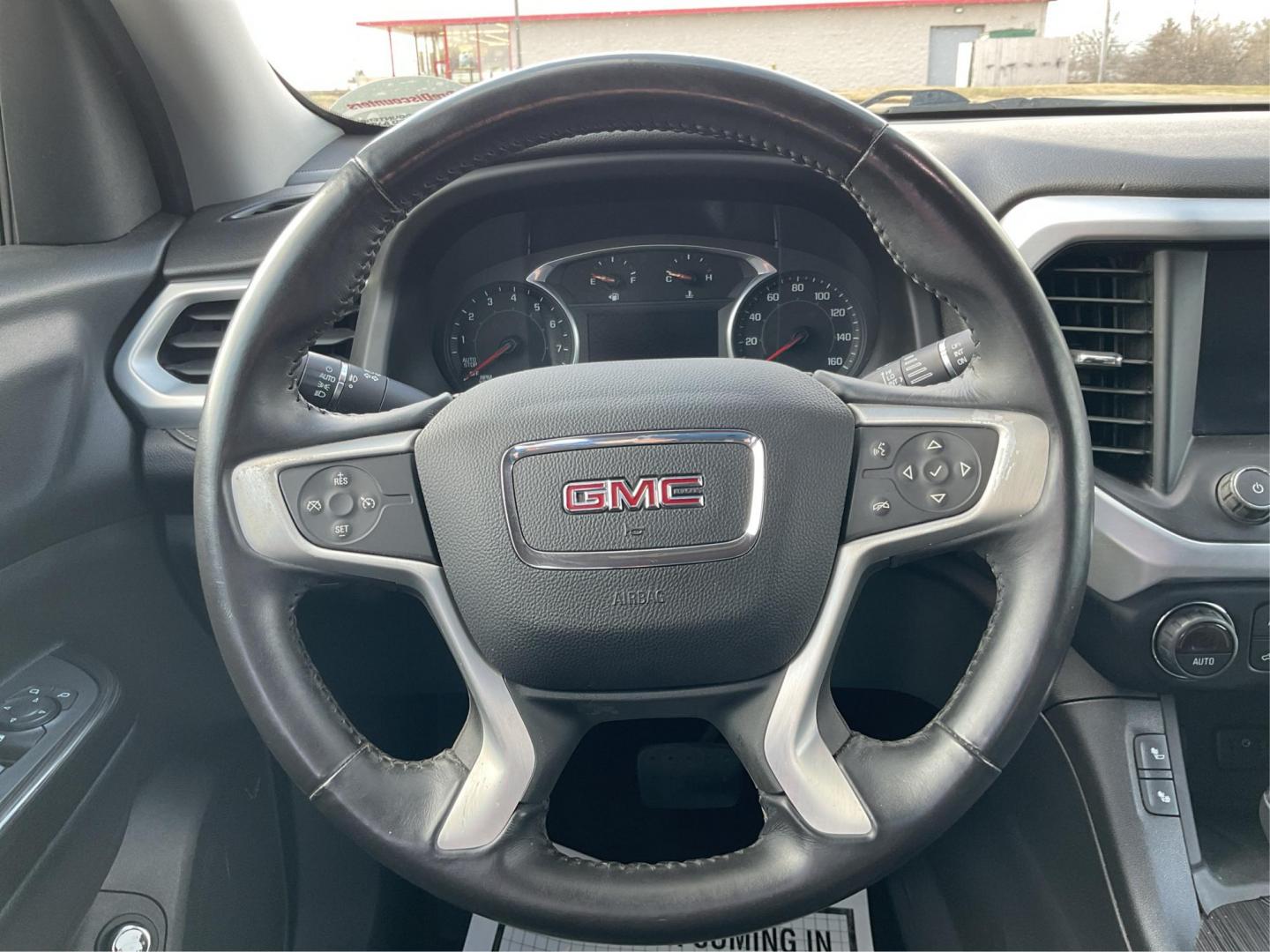 2018 GMC Acadia SLT-1 (1GKKNMLA4JZ) with an 2.5L I-4 gasoline direct injection engine, located at 880 E. National Road, OH, 45377, (937) 908-9800, 39.891918, -84.183975 - Photo#15