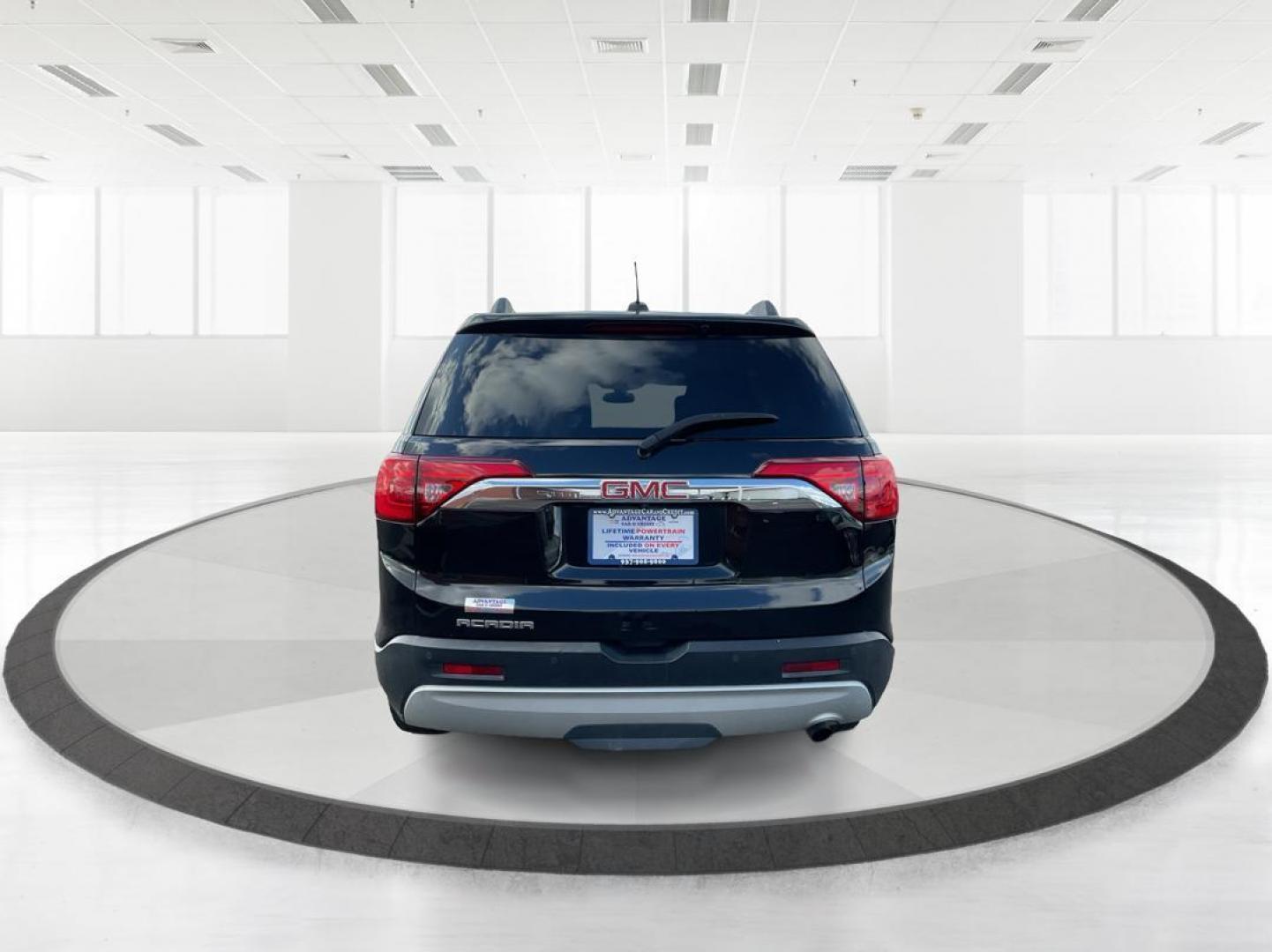 2018 GMC Acadia SLT-1 (1GKKNMLA4JZ) with an 2.5L I-4 gasoline direct injection engine, located at 880 E. National Road, OH, 45377, (937) 908-9800, 39.891918, -84.183975 - Photo#3