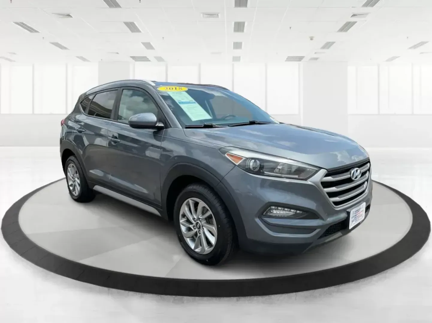 2018 Hyundai Tucson SEL (KM8J3CA44JU) with an Nu 2L I-4 gasoline direct injection engine, located at 4508 South Dixie Dr, Moraine, OH, 45439, (937) 908-9800, 39.807072, -84.031563 - Photo#0