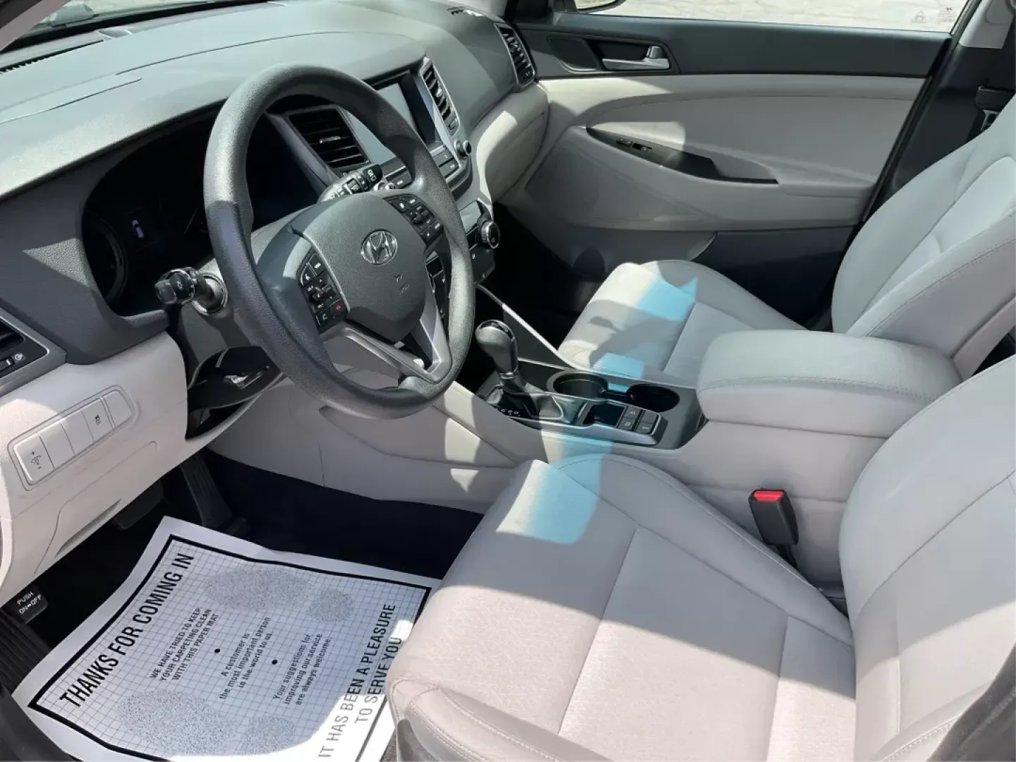 2018 Hyundai Tucson SEL (KM8J3CA44JU) with an Nu 2L I-4 gasoline direct injection engine, located at 4508 South Dixie Dr, Moraine, OH, 45439, (937) 908-9800, 39.807072, -84.031563 - Photo#8
