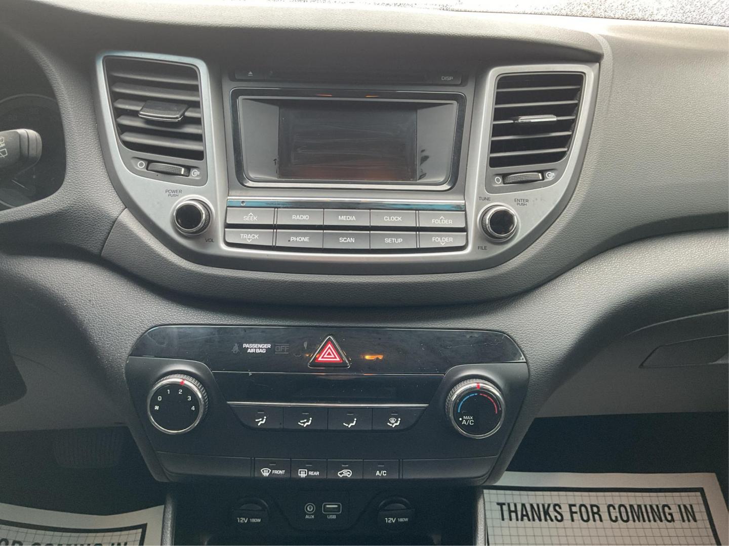 2018 Hyundai Tucson SE (KM8J2CA4XJU) with an Nu 2L I-4 gasoline direct injection engine, located at 4508 South Dixie Dr, Moraine, OH, 45439, (937) 908-9800, 39.807072, -84.031563 - Photo#12