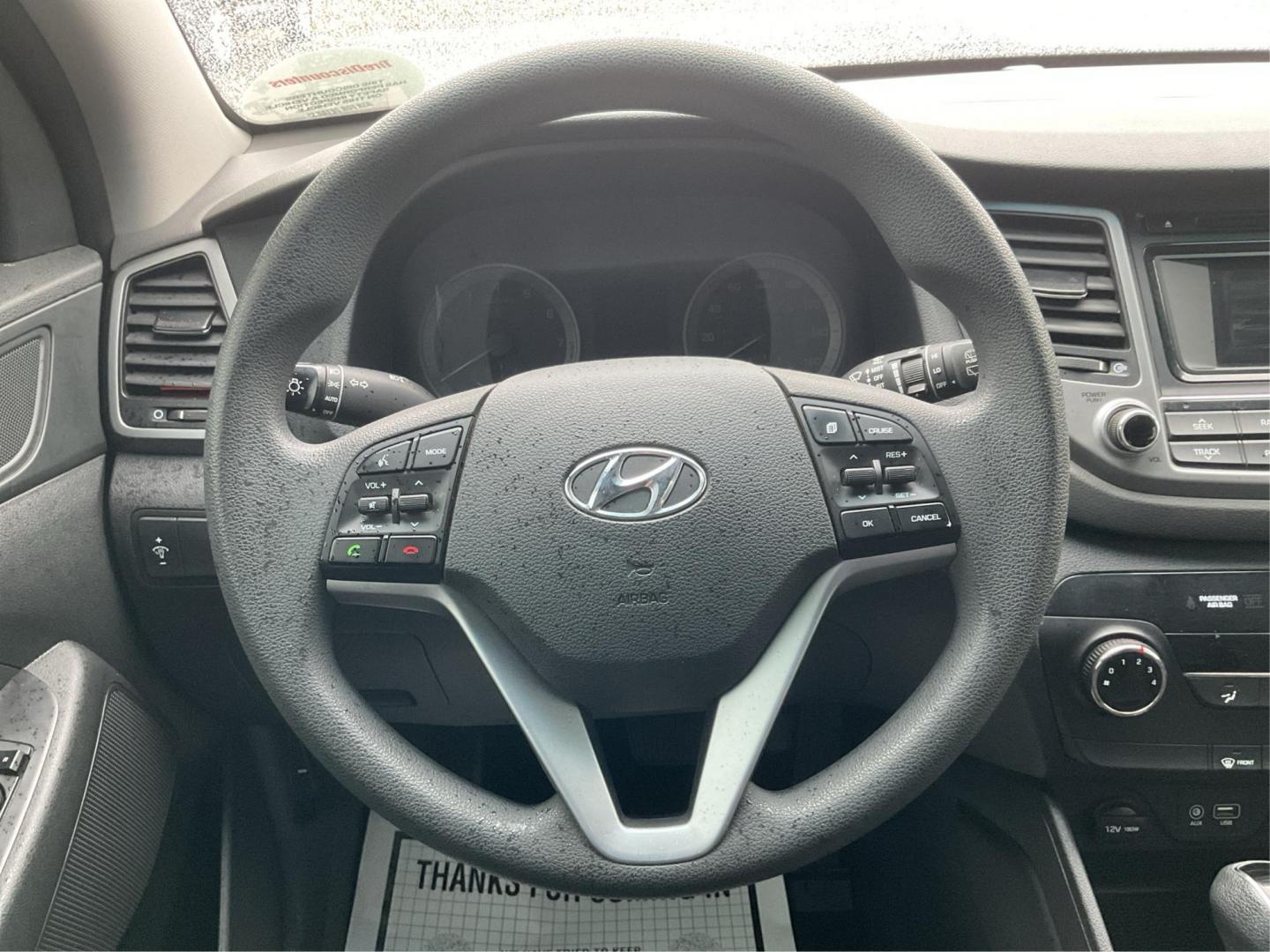2018 Hyundai Tucson SE (KM8J2CA4XJU) with an Nu 2L I-4 gasoline direct injection engine, located at 4508 South Dixie Dr, Moraine, OH, 45439, (937) 908-9800, 39.807072, -84.031563 - Photo#15