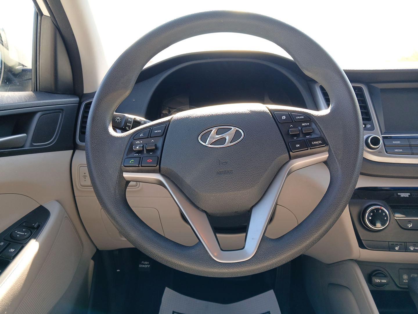 2018 Hyundai Tucson SEL AWD (KM8J3CA49JU) with an 2.0L L4 DOHC 16V engine, 6-Speed Automatic transmission, located at 1099 N County Rd 25A , Troy, OH, 45373, (937) 908-9800, 40.057041, -84.215462 - Photo#15