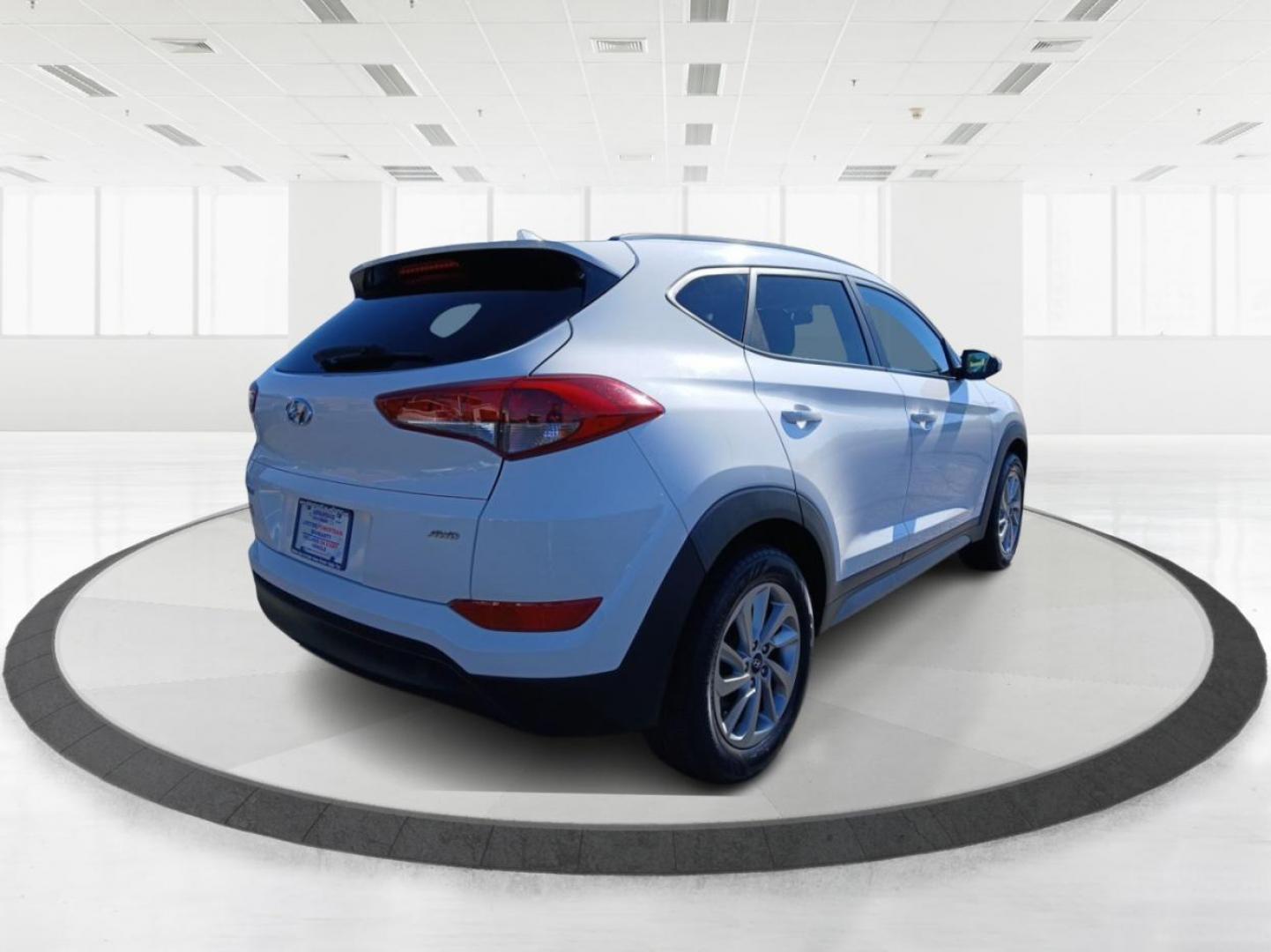 2018 Hyundai Tucson SEL AWD (KM8J3CA49JU) with an 2.0L L4 DOHC 16V engine, 6-Speed Automatic transmission, located at 1099 N County Rd 25A , Troy, OH, 45373, (937) 908-9800, 40.057041, -84.215462 - Photo#2