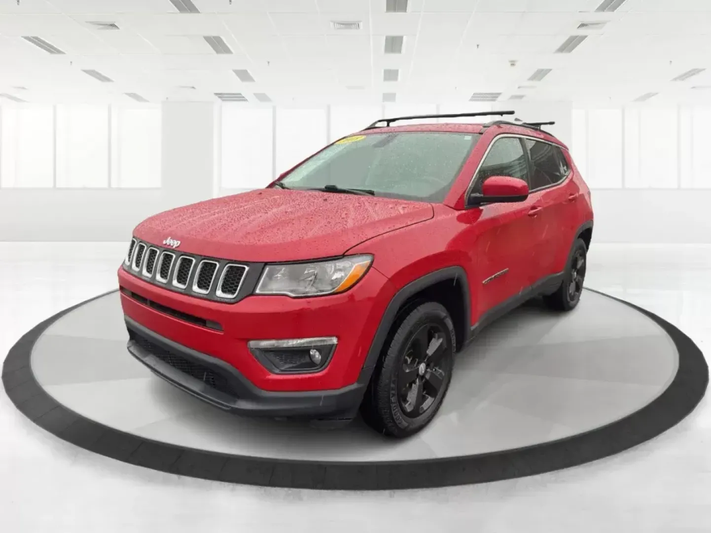 2018 Jeep Compass Latitude 4x4 (3C4NJDBB1JT) with an Other engine, located at 1230 East Main St, Xenia, OH, 45385, (937) 908-9800, 39.688042, -83.910538 - Photo#4