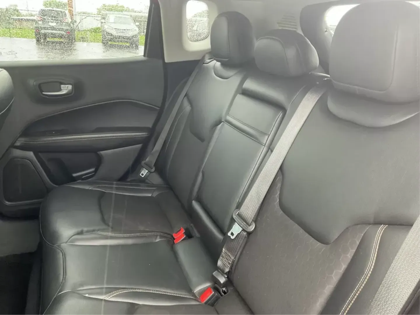 2018 Jeep Compass Latitude 4x4 (3C4NJDBB1JT) with an Other engine, located at 1230 East Main St, Xenia, OH, 45385, (937) 908-9800, 39.688042, -83.910538 - Photo#8