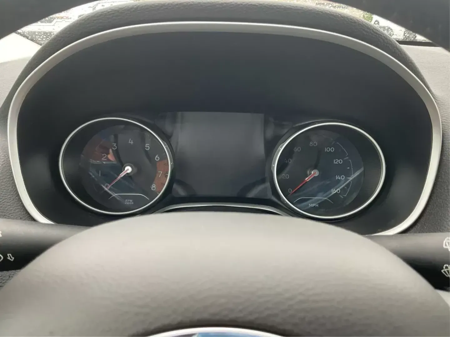 2018 Jeep Compass Latitude 4x4 (3C4NJDBB1JT) with an Other engine, located at 1230 East Main St, Xenia, OH, 45385, (937) 908-9800, 39.688042, -83.910538 - Photo#13