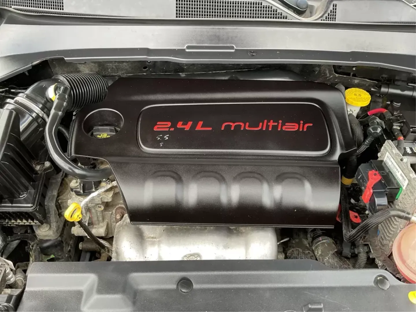 2018 Jeep Compass Latitude 4x4 (3C4NJDBB6JT) with an Other engine, located at 880 E. National Road, OH, 45377, (937) 908-9800, 39.891918, -84.183975 - Photo#10