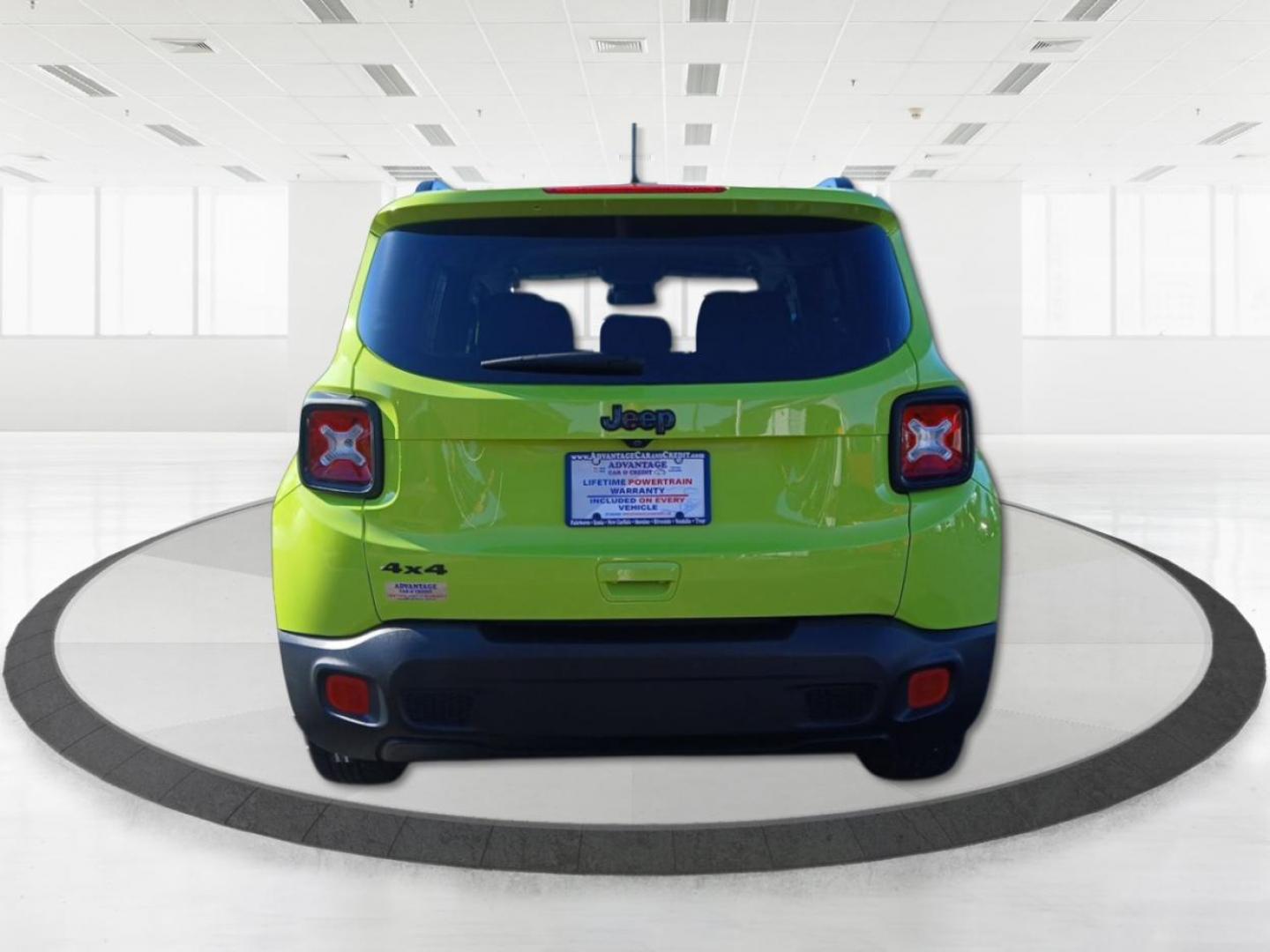 2018 Jeep Renegade Sport 4WD (ZACCJBAB7JP) with an 2.4L L4 DOHC 16V engine, Automatic transmission, located at 1230 East Main St, Xenia, OH, 45385, (937) 908-9800, 39.688042, -83.910538 - Photo#3