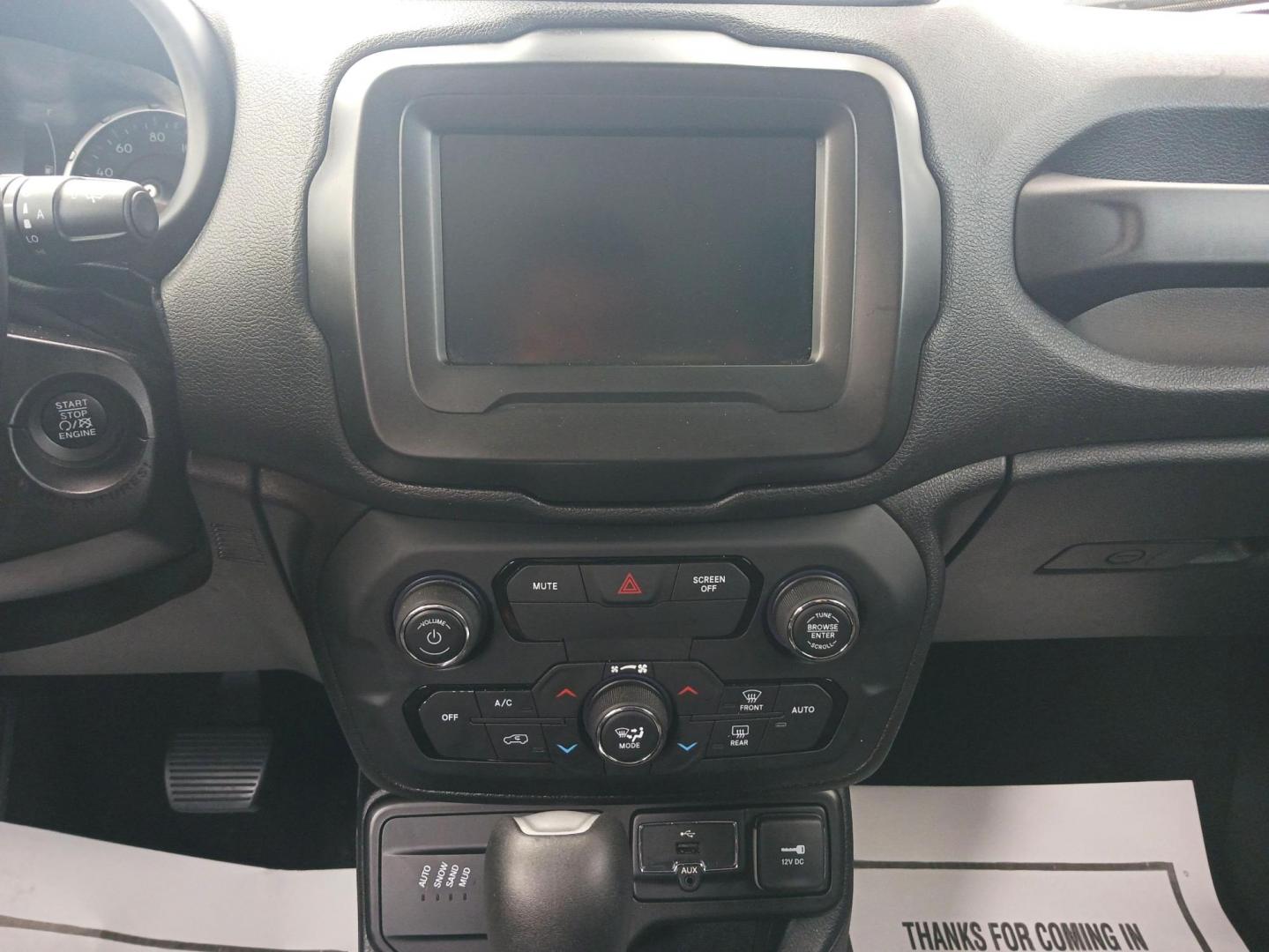 2018 /Black, premium cloth Jeep Renegade Latitude 4WD (ZACCJBBB6JP) with an 2.4L L4 DOHC 16V engine, Automatic transmission, located at 880 E. National Road, OH, 45377, (937) 908-9800, 39.891918, -84.183975 - Photo#11