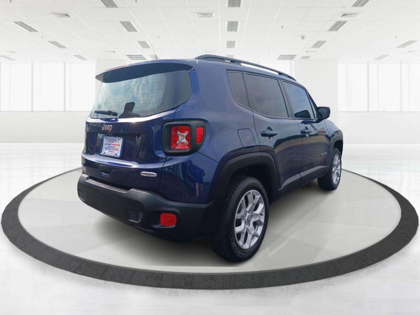 2018 /Black, premium cloth Jeep Renegade Latitude 4WD (ZACCJBBB6JP) with an 2.4L L4 DOHC 16V engine, Automatic transmission, located at 880 E. National Road, OH, 45377, (937) 908-9800, 39.891918, -84.183975 - Photo#2