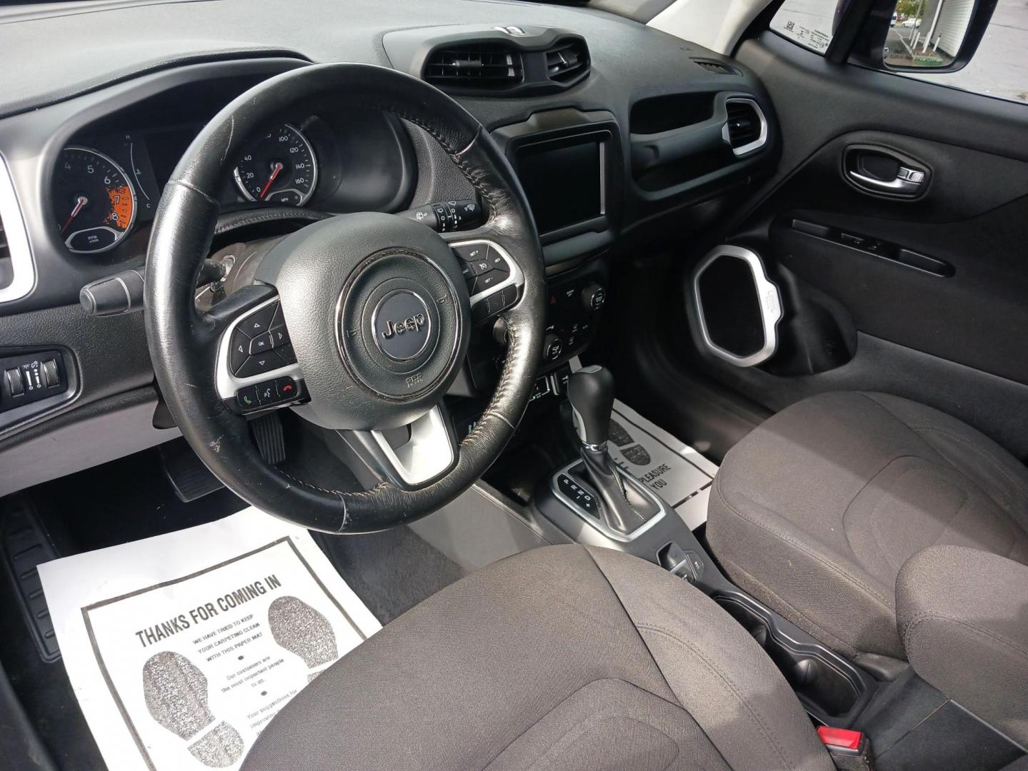 2018 /Black, premium cloth Jeep Renegade Latitude 4WD (ZACCJBBB6JP) with an 2.4L L4 DOHC 16V engine, Automatic transmission, located at 880 E. National Road, OH, 45377, (937) 908-9800, 39.891918, -84.183975 - Photo#7