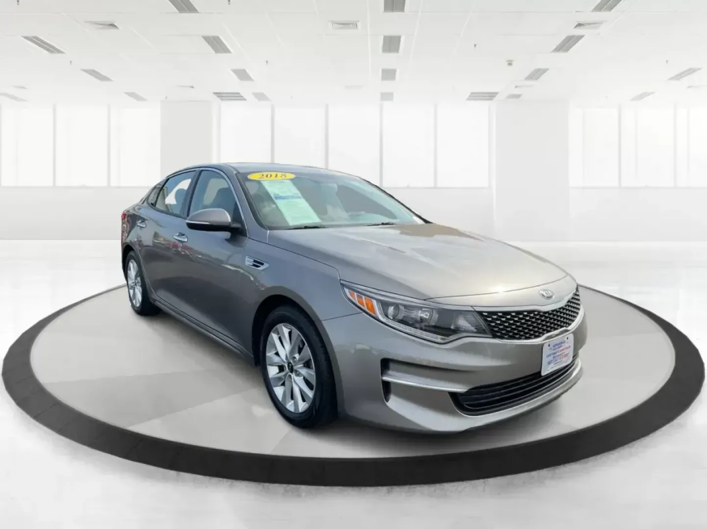 2018 Kia Optima EX (5XXGU4L36JG) with an Theta II 2.4L I-4 gasoline direct injection engine, located at 1951 S Dayton Lakeview Rd., New Carlisle, OH, 45344, (937) 908-9800, 39.890999, -84.050255 - Photo#0
