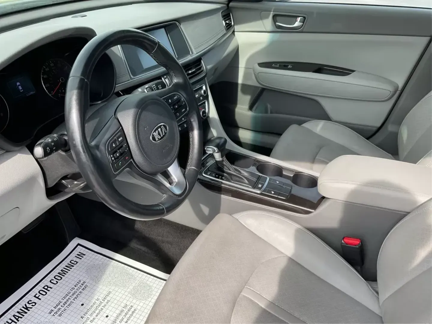 2018 Kia Optima EX (5XXGU4L36JG) with an Theta II 2.4L I-4 gasoline direct injection engine, located at 1951 S Dayton Lakeview Rd., New Carlisle, OH, 45344, (937) 908-9800, 39.890999, -84.050255 - Photo#7