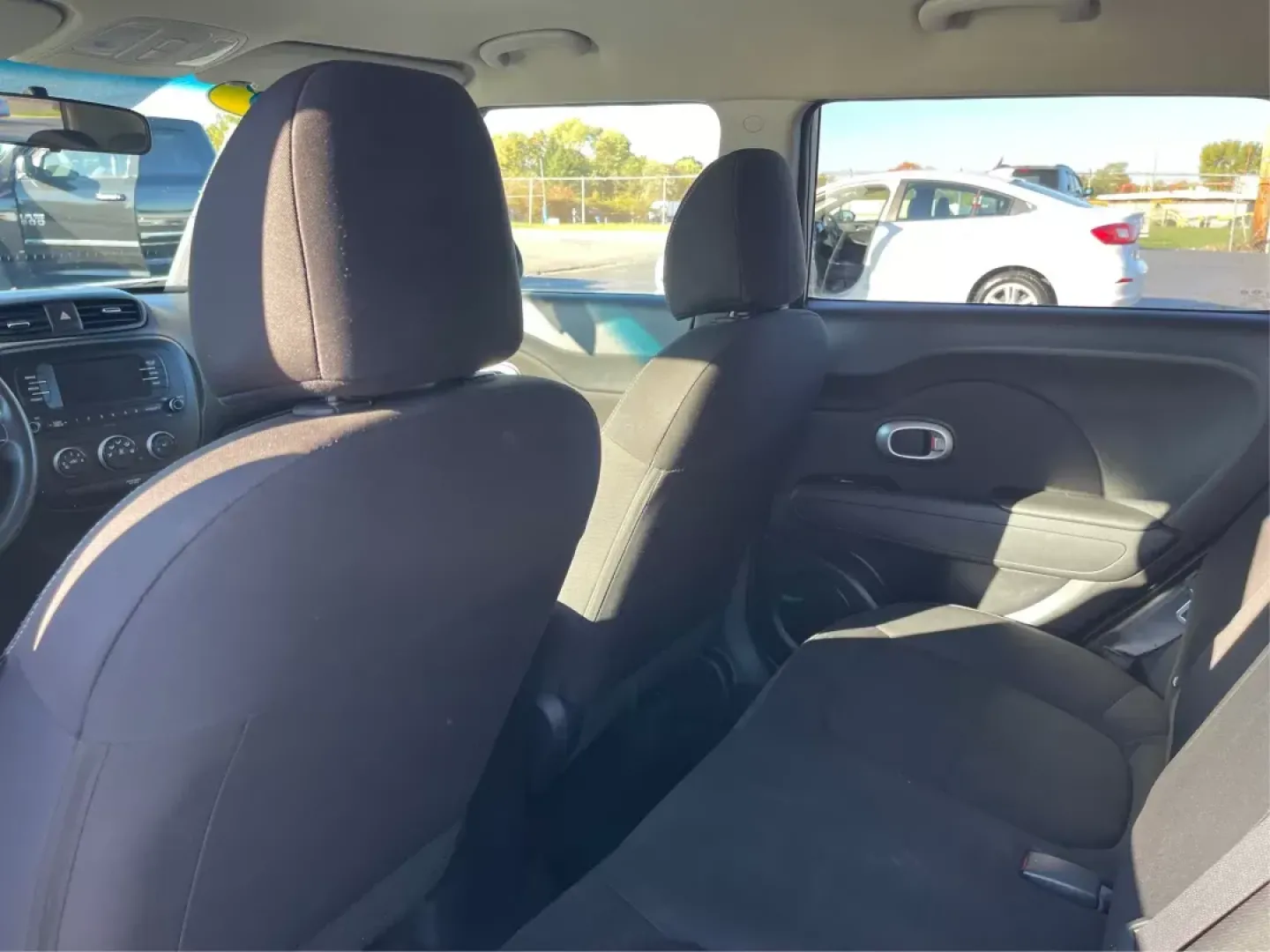 2018 Kia Soul Base 6A (KNDJN2A29J7) with an 1.6L L4 DOHC 16V engine, 6-Speed Automatic transmission, located at 8750 N County Rd 25A, Piqua, OH, 45356, (937) 908-9800, 40.164391, -84.232513 - Photo#1