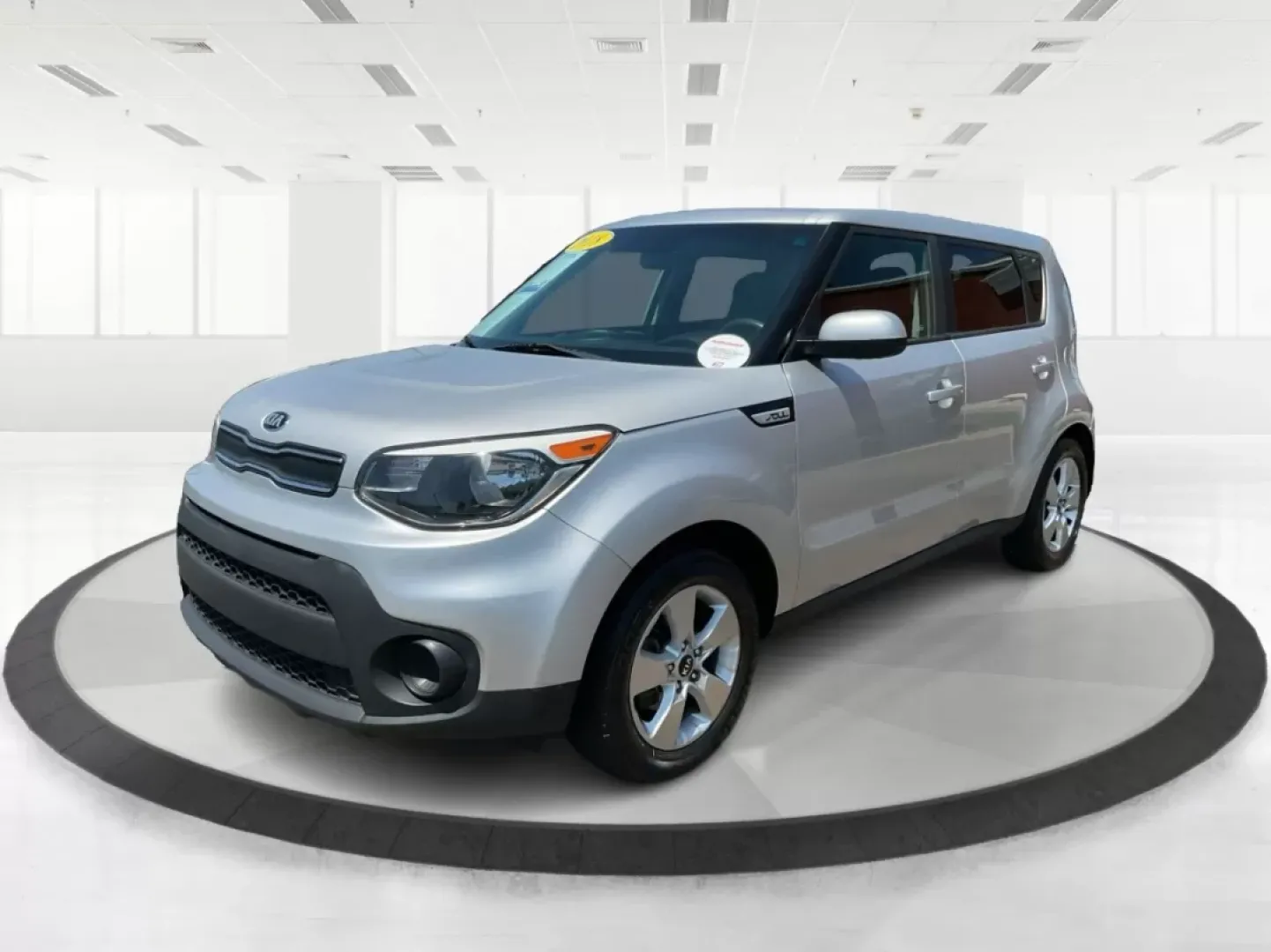 2018 Kia Soul Base 6A (KNDJN2A29J7) with an 1.6L L4 DOHC 16V engine, 6-Speed Automatic transmission, located at 8750 N County Rd 25A, Piqua, OH, 45356, (937) 908-9800, 40.164391, -84.232513 - Photo#21