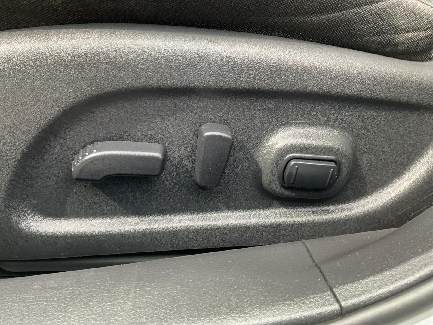 2018 Nissan Altima 2.5 SV (1N4AL3APXJC) with an 2.5L I-4 DOHC engine, located at 1951 S Dayton Lakeview Rd., New Carlisle, OH, 45344, (937) 908-9800, 39.890999, -84.050255 - Photo#17