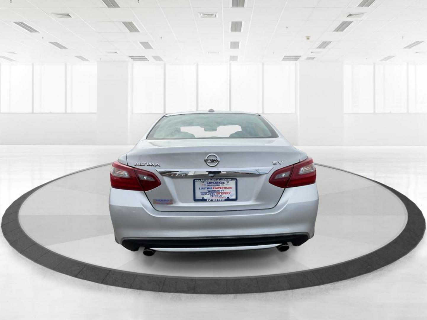 2018 Nissan Altima 2.5 SV (1N4AL3APXJC) with an 2.5L I-4 DOHC engine, located at 1951 S Dayton Lakeview Rd., New Carlisle, OH, 45344, (937) 908-9800, 39.890999, -84.050255 - Photo#3