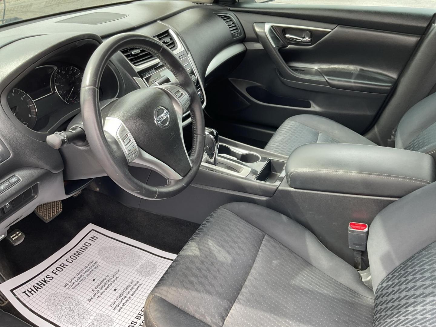 2018 Nissan Altima 2.5 SV (1N4AL3APXJC) with an 2.5L I-4 DOHC engine, located at 1951 S Dayton Lakeview Rd., New Carlisle, OH, 45344, (937) 908-9800, 39.890999, -84.050255 - Photo#8