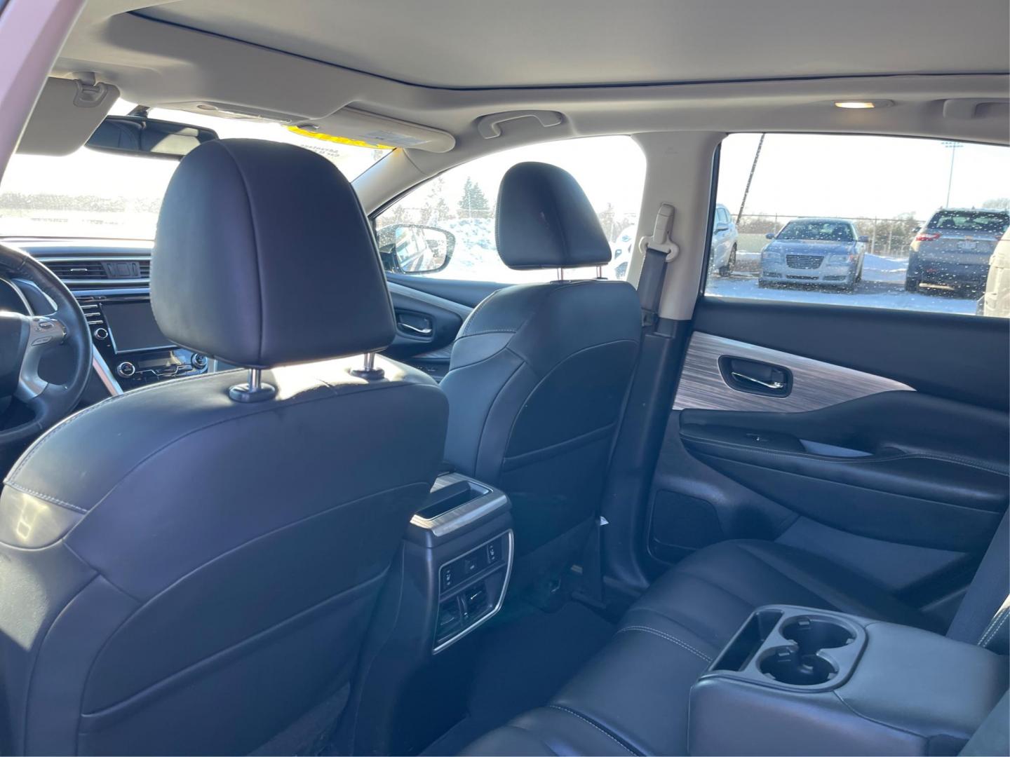 2018 Nissan Murano SL AWD (5N1AZ2MH4JN) with an 3.5L V6 DOHC 24V engine, Continuously Variable Transmission transmission, located at 880 E. National Road, OH, 45377, (937) 908-9800, 39.891918, -84.183975 - Photo#9