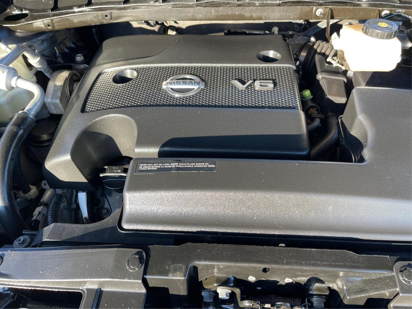 2018 Nissan Murano SL AWD (5N1AZ2MH4JN) with an 3.5L V6 DOHC 24V engine, Continuously Variable Transmission transmission, located at 880 E. National Road, OH, 45377, (937) 908-9800, 39.891918, -84.183975 - Photo#10