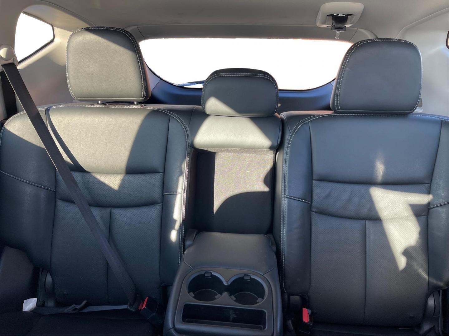 2018 Nissan Murano SL AWD (5N1AZ2MH4JN) with an 3.5L V6 DOHC 24V engine, Continuously Variable Transmission transmission, located at 880 E. National Road, OH, 45377, (937) 908-9800, 39.891918, -84.183975 - Photo#13