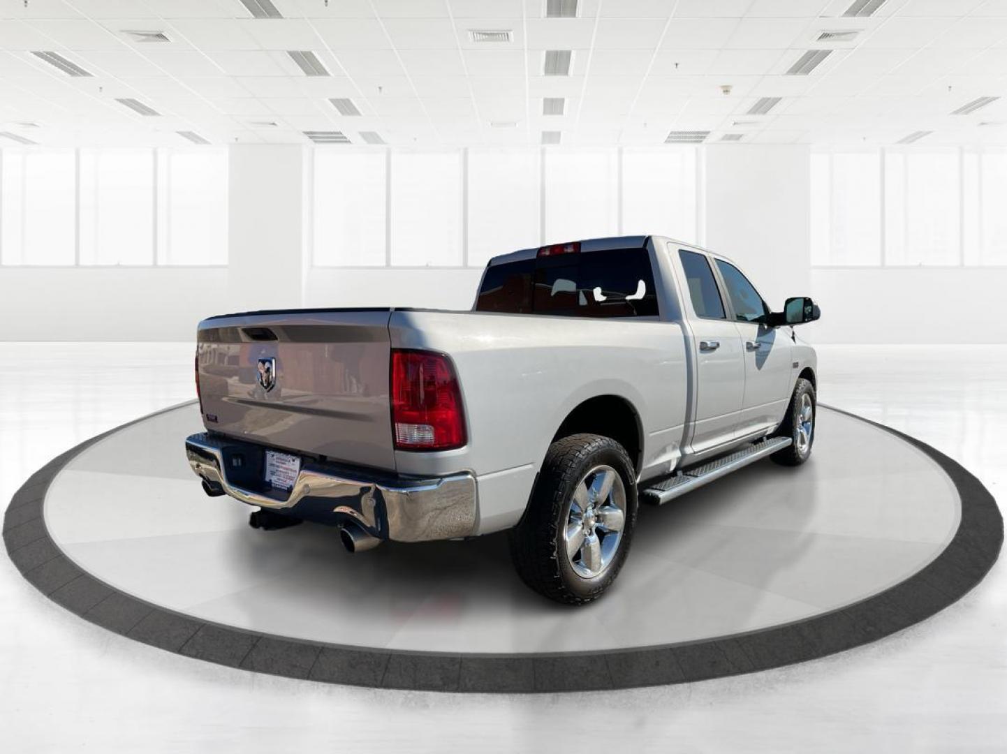 2018 Ram 1500 Big Horn Quad Cab 4x4 6'4 Box (1C6RR7GT2JS) with an EcoDiesel 3L V-6 diesel direct injection engine, located at 8750 N County Rd 25A, Piqua, OH, 45356, (937) 908-9800, 40.164391, -84.232513 - Photo#2