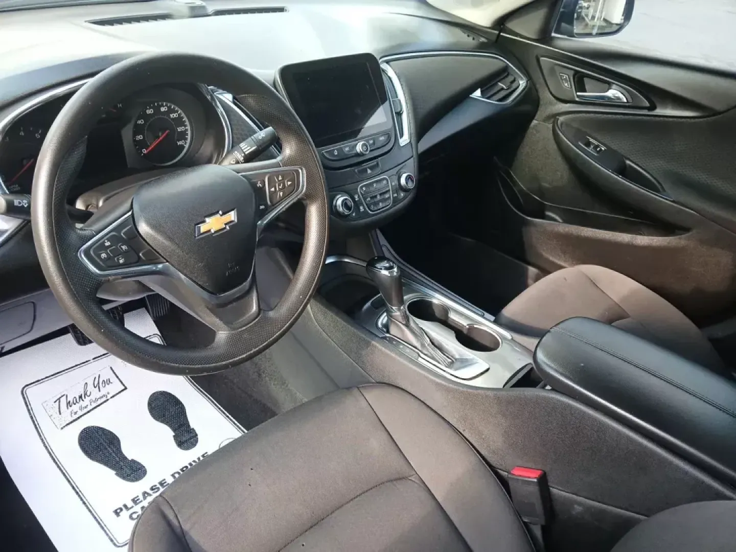 2019 Chevrolet Malibu LT (1G1ZD5ST2KF) with an 1.5L L4 DOHC 16V engine, 6-Speed Automatic transmission, located at 1099 N County Rd 25A , Troy, OH, 45373, (937) 908-9800, 40.057041, -84.215462 - Photo#9