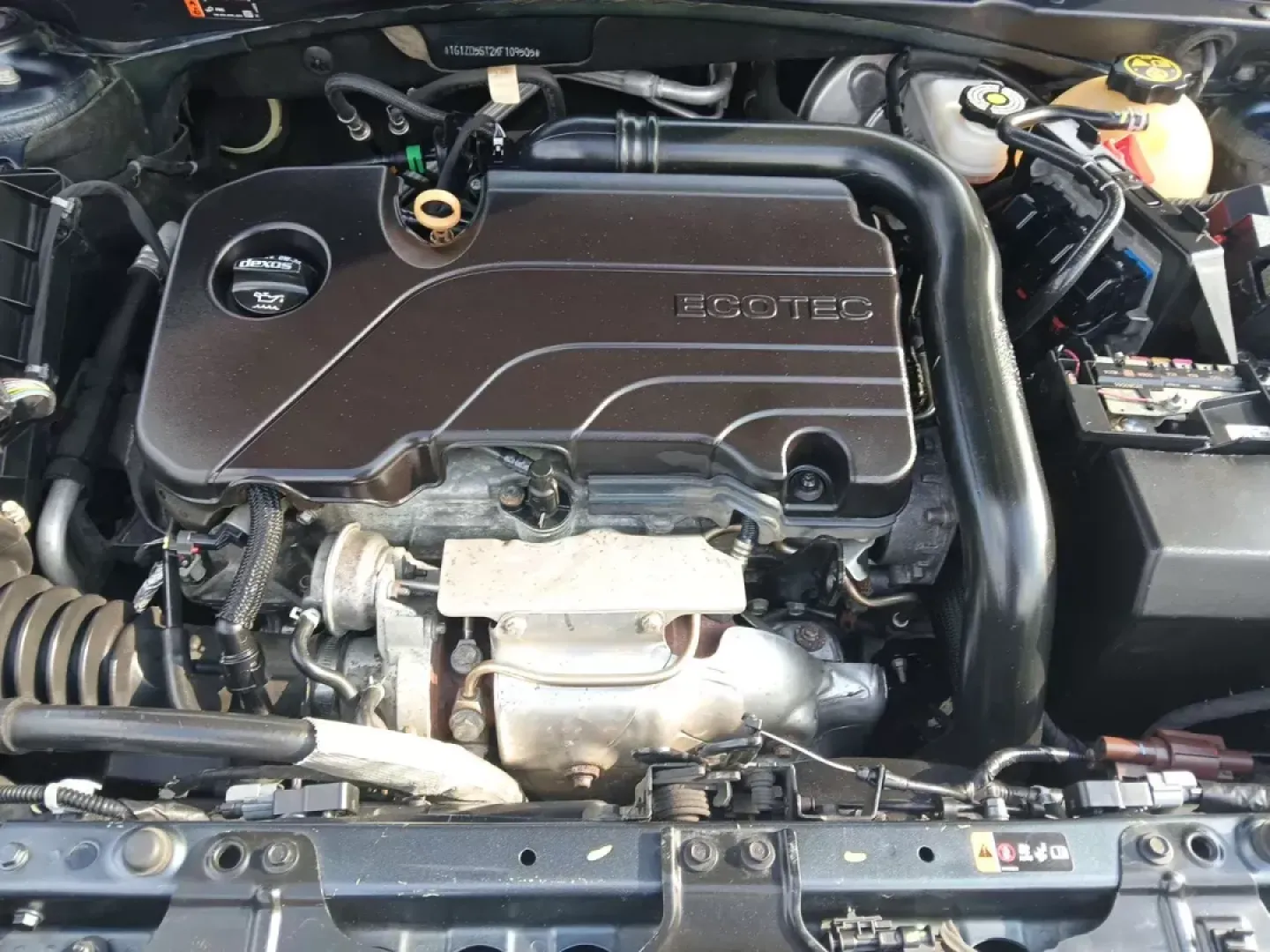 2019 Chevrolet Malibu LT (1G1ZD5ST2KF) with an 1.5L L4 DOHC 16V engine, 6-Speed Automatic transmission, located at 1099 N County Rd 25A , Troy, OH, 45373, (937) 908-9800, 40.057041, -84.215462 - Photo#11