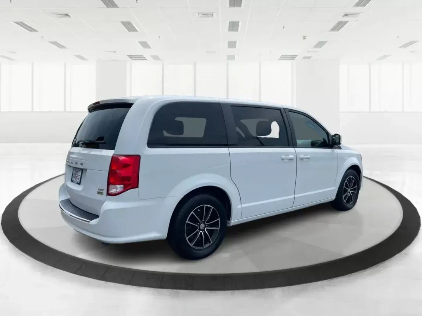 2019 Dodge Grand Caravan GT (2C4RDGEG7KR) with an Pentastar 3.6L V-6 DOHC engine, located at 880 E. National Road, OH, 45377, (937) 908-9800, 39.891918, -84.183975 - Photo#2