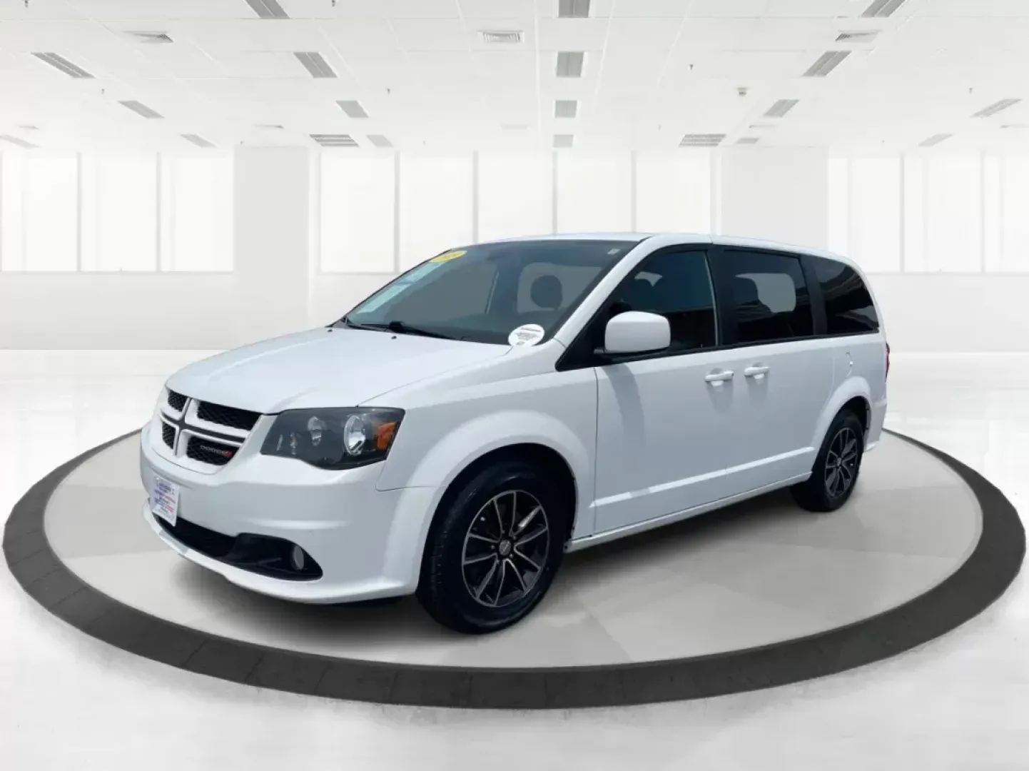 2019 Dodge Grand Caravan GT (2C4RDGEG7KR) with an Pentastar 3.6L V-6 DOHC engine, located at 880 E. National Road, OH, 45377, (937) 908-9800, 39.891918, -84.183975 - Photo#7