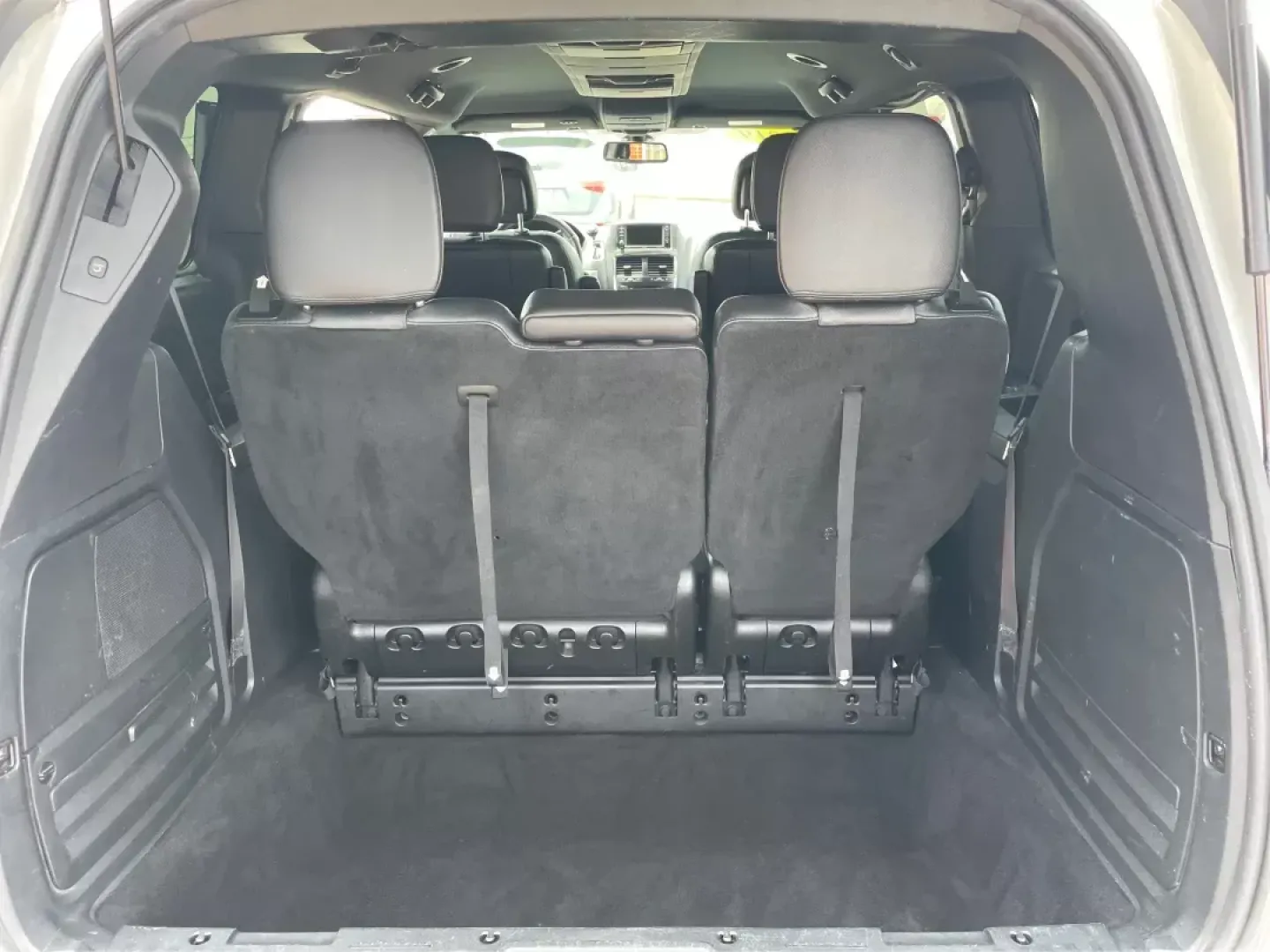 2019 Dodge Grand Caravan GT (2C4RDGEG7KR) with an Pentastar 3.6L V-6 DOHC engine, located at 880 E. National Road, OH, 45377, (937) 908-9800, 39.891918, -84.183975 - Photo#11