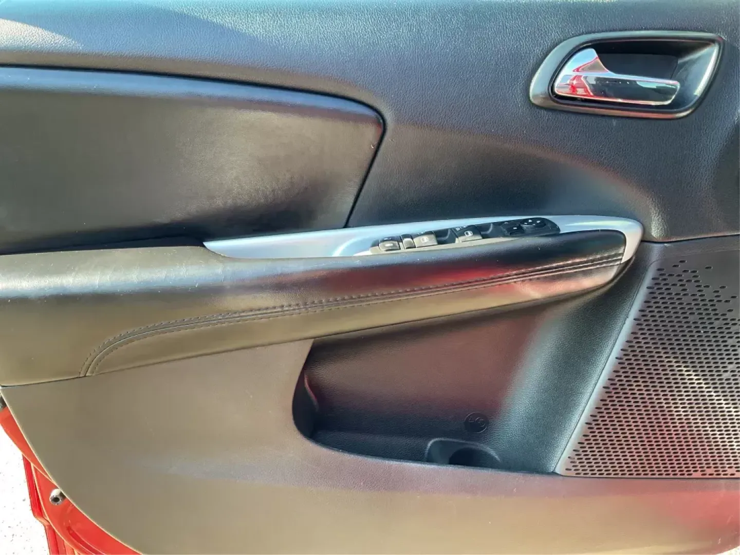 2019 Dodge Journey SE (3C4PDCBBXKT) with an Other engine, located at 1230 East Main St, Xenia, OH, 45385, (937) 908-9800, 39.688042, -83.910538 - Photo#17