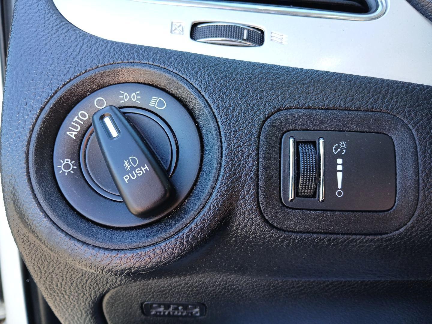 2019 Dodge Journey GT (3C4PDCEG2KT) with an 3.6L V6 DOHC 24V engine, 6-Speed Automatic transmission, located at 880 E. National Road, OH, 45377, (937) 908-9800, 39.891918, -84.183975 - Photo#16