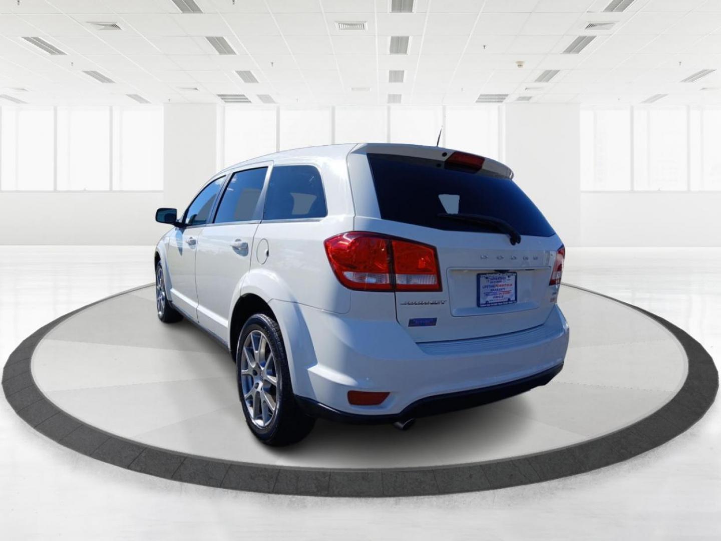 2019 Dodge Journey GT (3C4PDCEG2KT) with an 3.6L V6 DOHC 24V engine, 6-Speed Automatic transmission, located at 880 E. National Road, OH, 45377, (937) 908-9800, 39.891918, -84.183975 - Photo#4